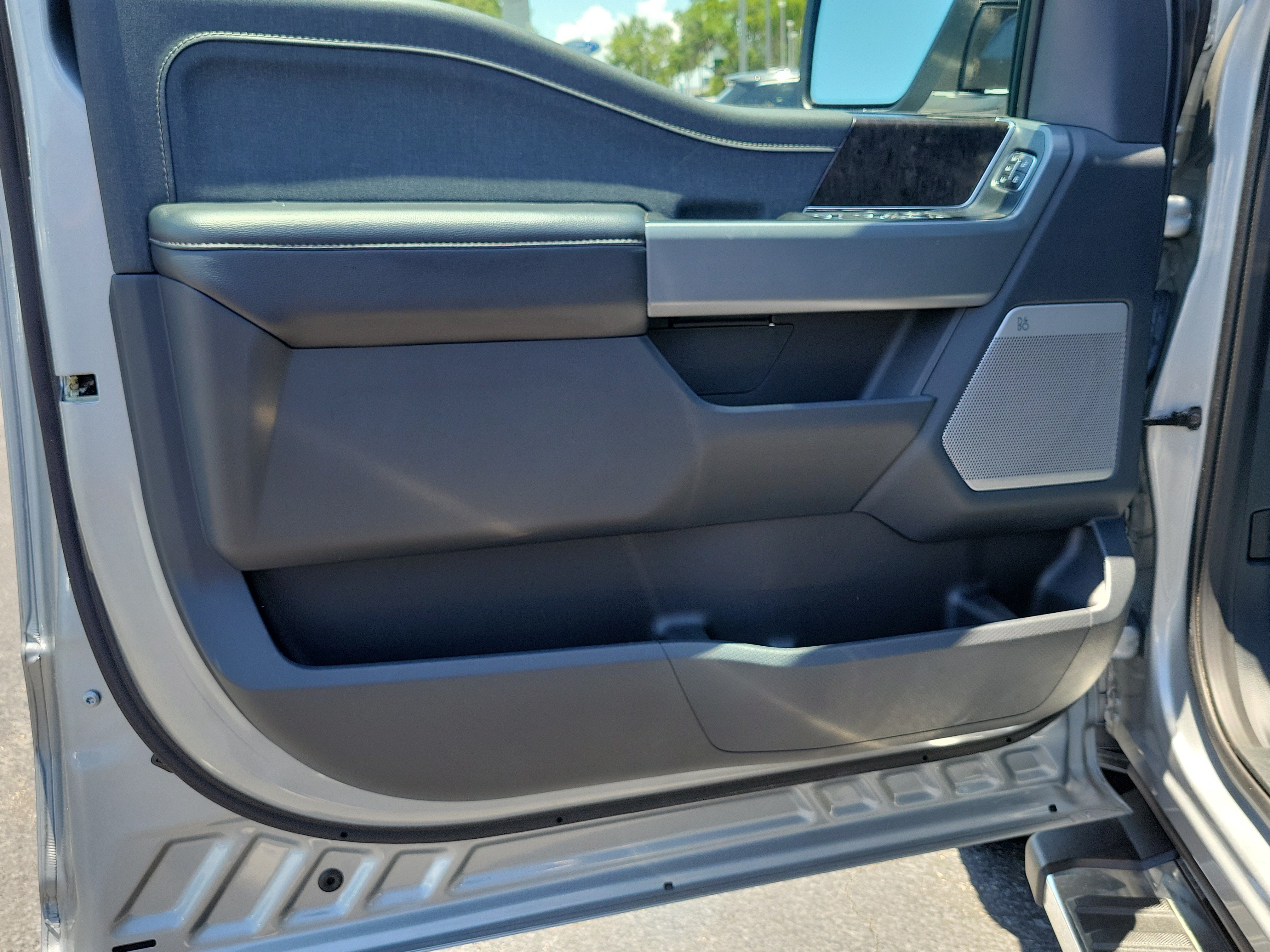 Certified 2023 Ford F150 Lariat w/ Trailer Tow Package AWD/4WD image 18