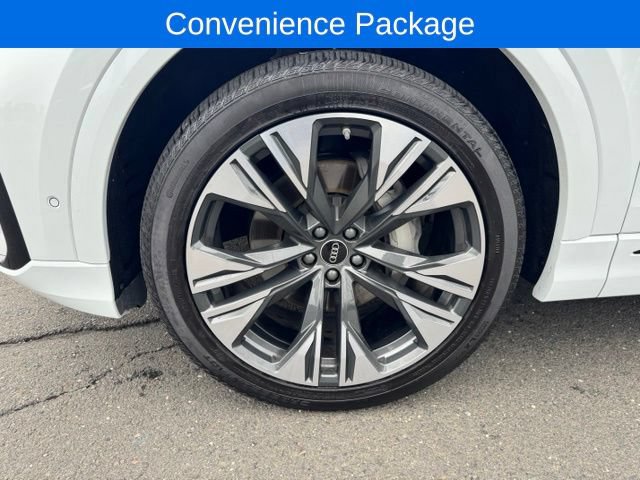 Used 2025 Audi Q8 Premium Plus AWD/4WD image 8