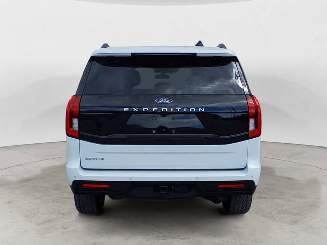 Certified 2025 Ford Expedition Active AWD/4WD image 4