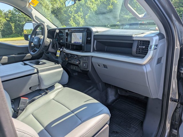 Certified 2023 Ford F450 XL w/ XL Driver Assist Package image 35