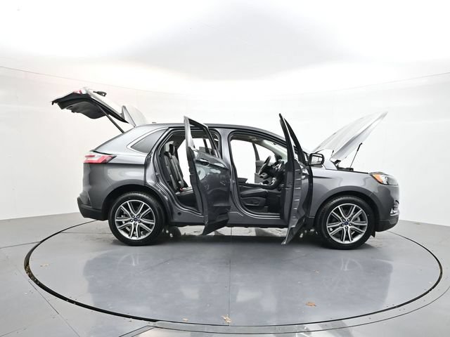Certified 2022 Ford Edge Titanium AWD/4WD image 44