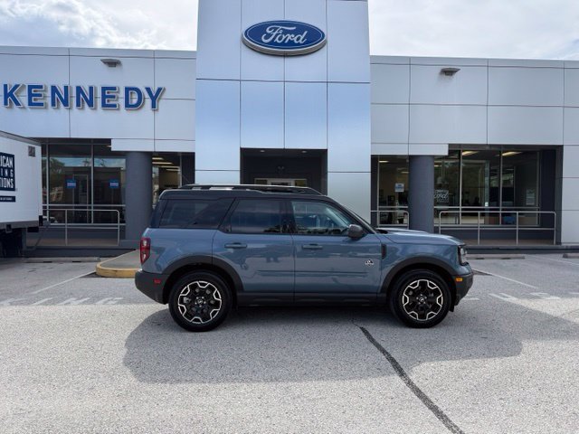 Certified 2025 Ford Bronco Sport Outer Banks w/ Outer Banks Tech Package+ AWD/4WD image 16