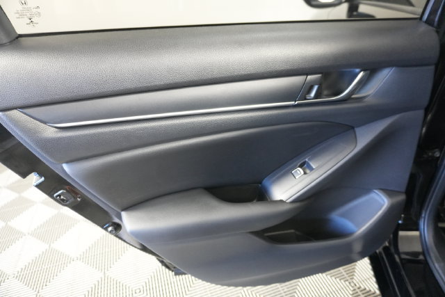 Used 2022 Honda Accord Sport image 29