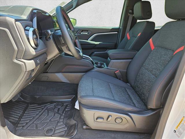 Used 2023 Chevrolet Colorado Z71 w/ Z71 Convenience Package 2 image 16