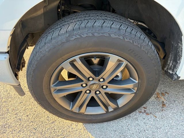 Certified 2023 Ford F150 Lariat w/ Equipment Group 502A High image 27