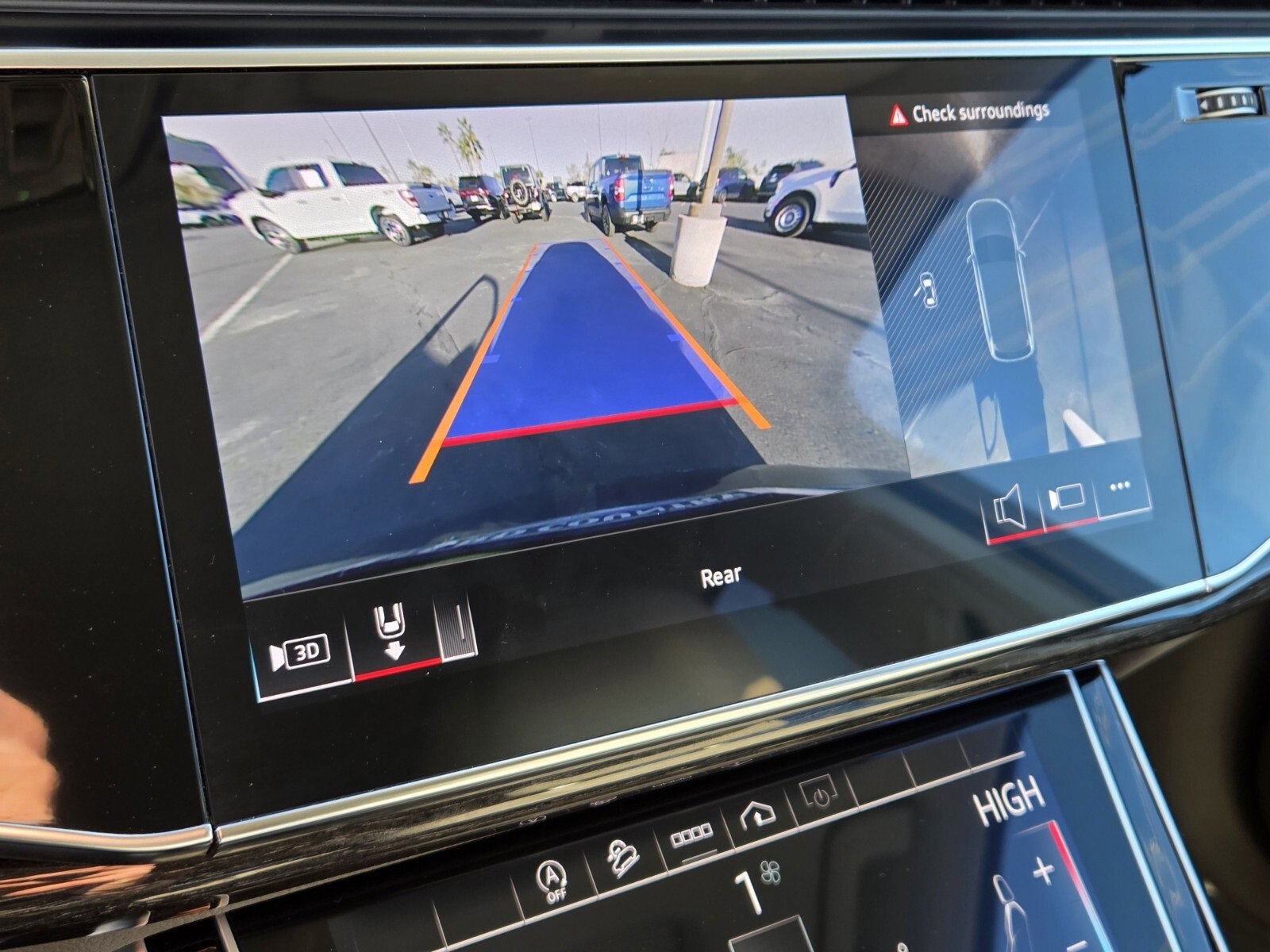 Used 2024 Audi Q7 3.0T Premium Plus image 22