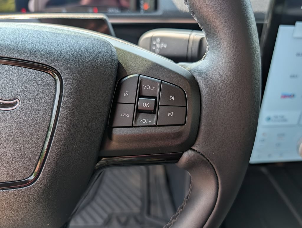 Certified 2025 Ford Mustang Mach-E Select w/ Comfort Package Lite RWD image 9