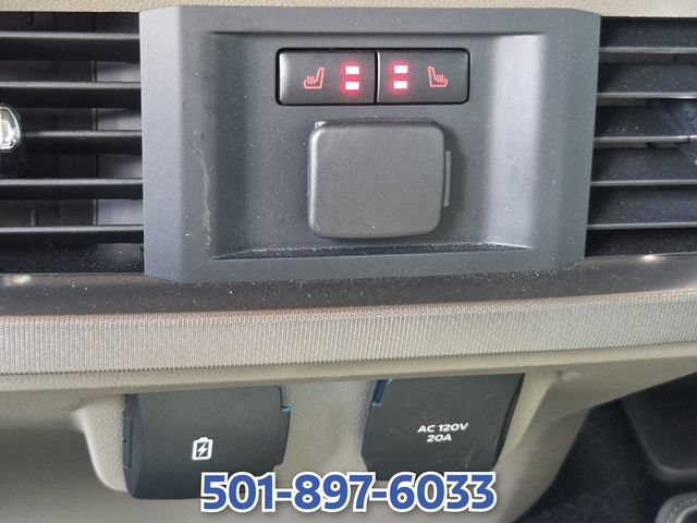 Certified 2024 Ford F150 Platinum w/ Equipment Group 703A Plus AWD/4WD image 13