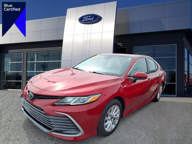 Used 2024 Toyota Camry LE image 1