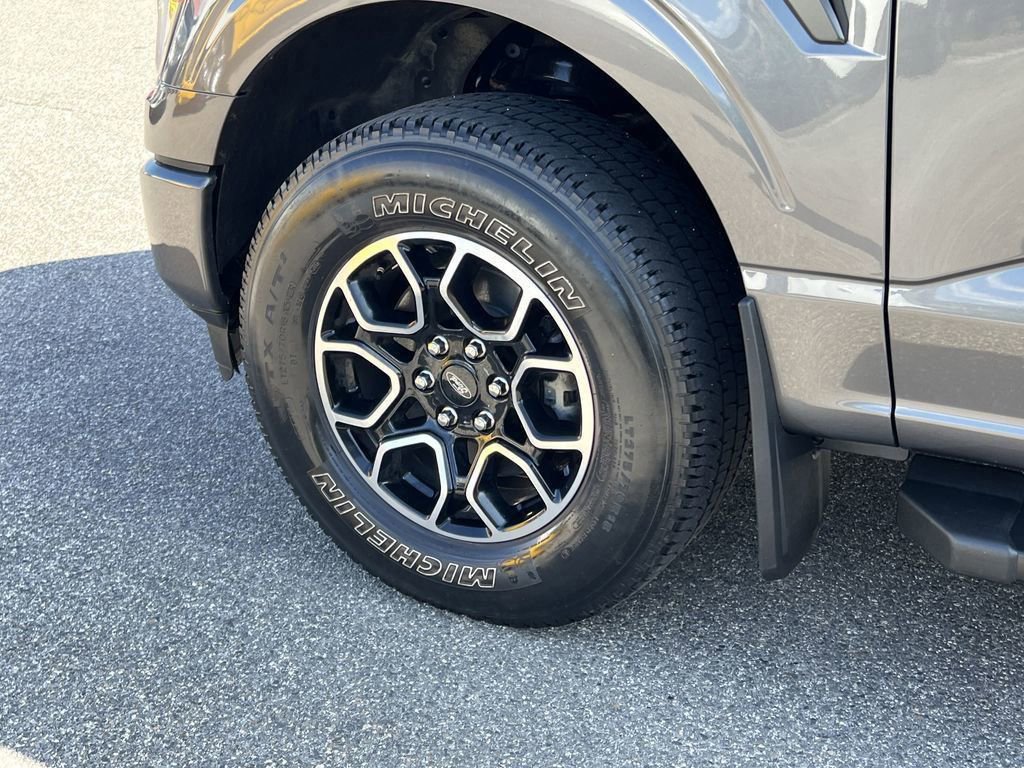 Certified 2022 Ford F150 XLT w/ Equipment Group 302A High image 21