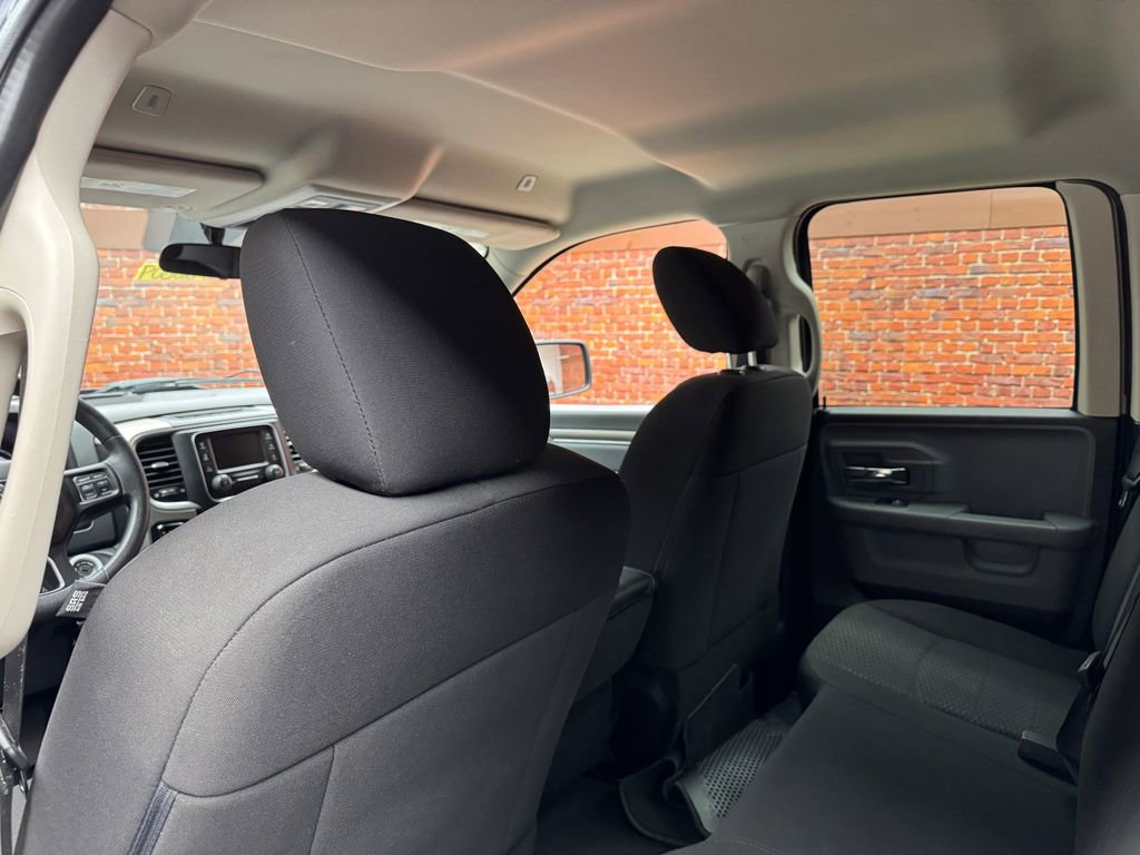 Used 2020 RAM 1500 Classic Warlock AWD/4WD image 25