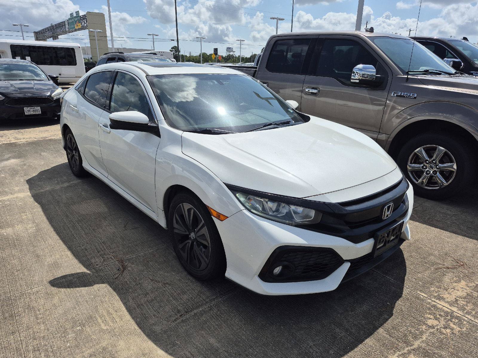 Used 2018 Honda Civic EX image 3