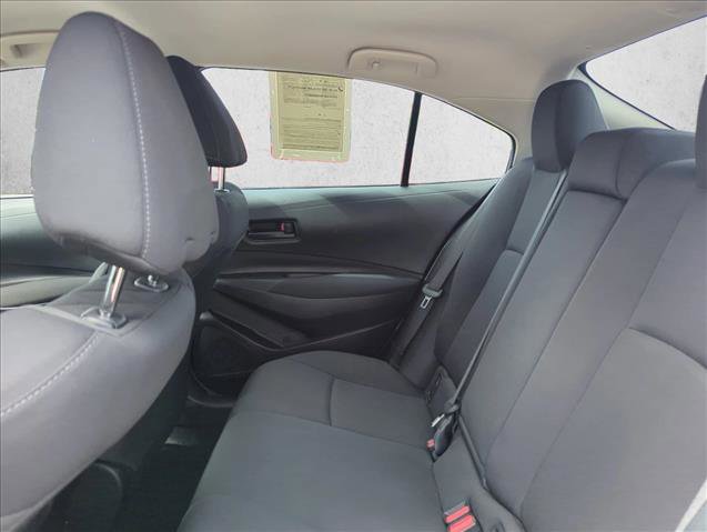 Used 2022 Toyota Corolla LE FWD image 16