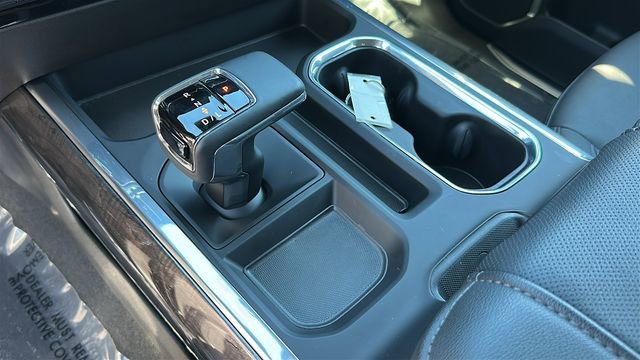 Used 2025 Chevrolet Silverado 1500 LTZ w/ LTZ Premium Package image 29