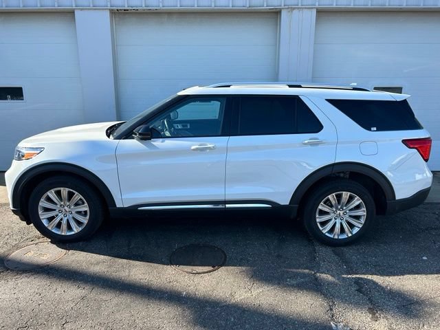 Certified 2023 Ford Explorer Limited w/ Limited Technology Package AWD/4WD image 3