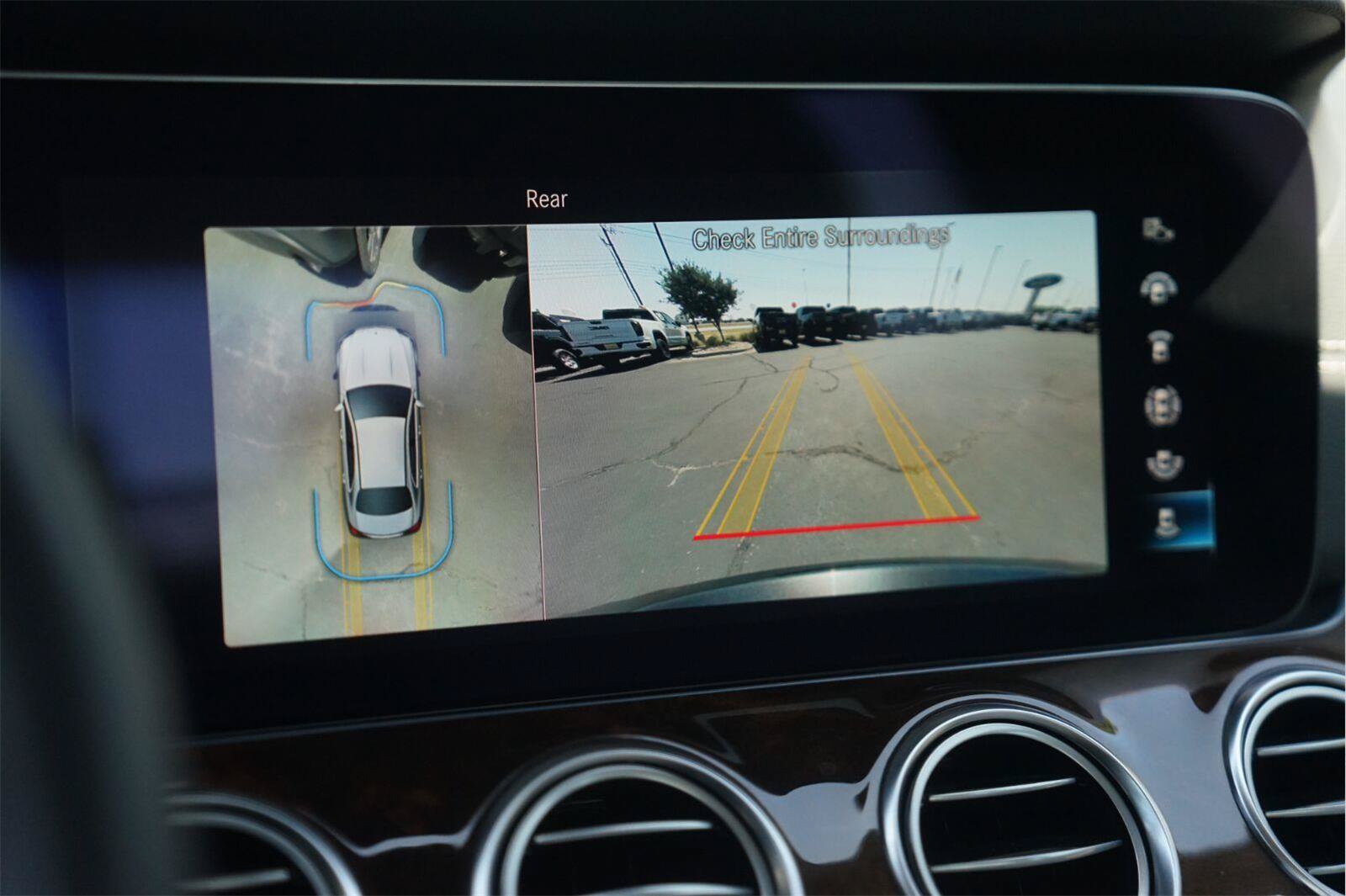 Used 2021 Mercedes-Benz E 350 Sedan image 28