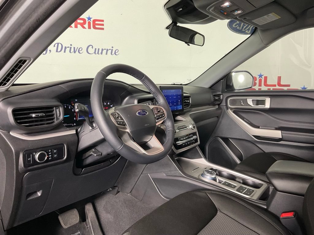 Certified 2023 Ford Explorer XLT RWD image 13