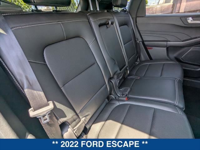 Certified 2022 Ford Escape Titanium w/ Class II Trailer Tow Package AWD/4WD image 22