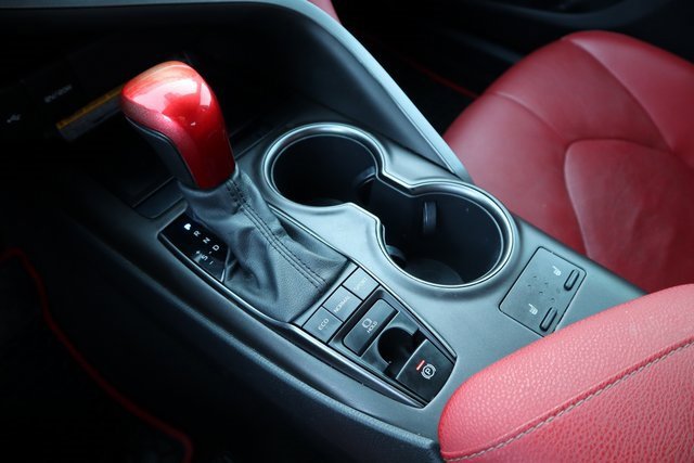 Used 2021 Toyota Camry XSE image 31