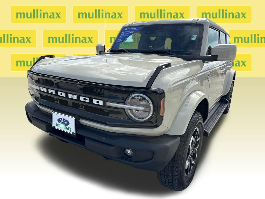 Certified 2025 Ford Bronco Outer Banks AWD/4WD image 10