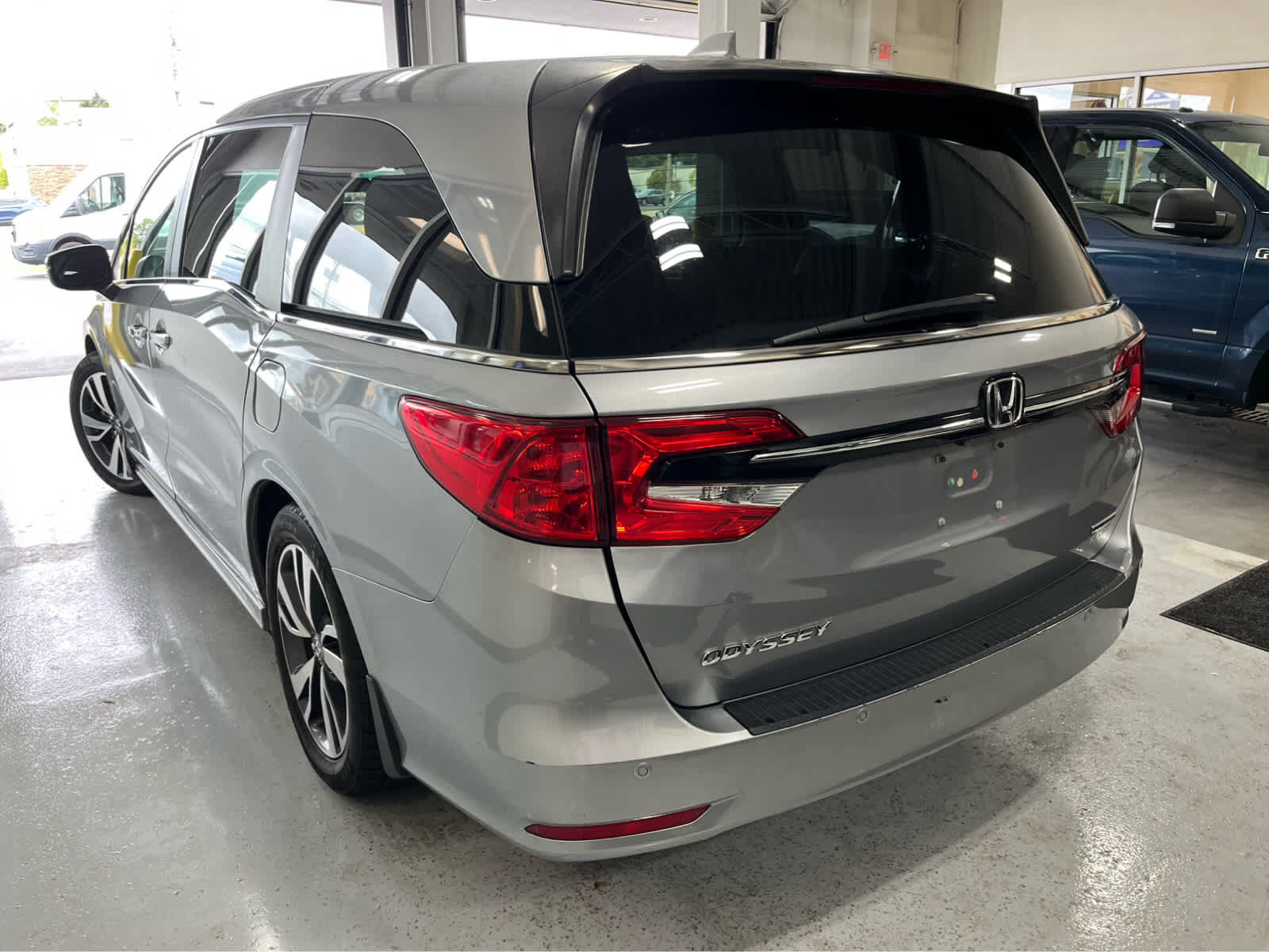 Used 2021 Honda Odyssey Touring image 5