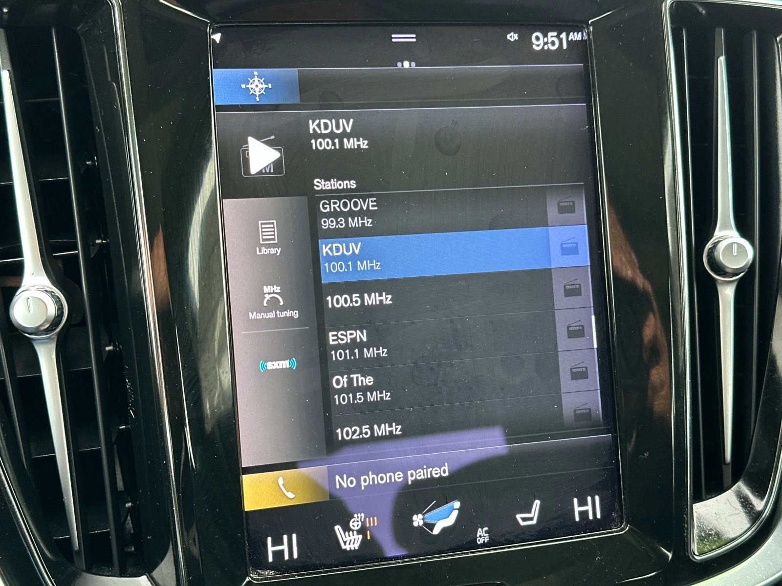 Used 2021 Volvo S60 T5 Momentum w/ Advanced Package image 17