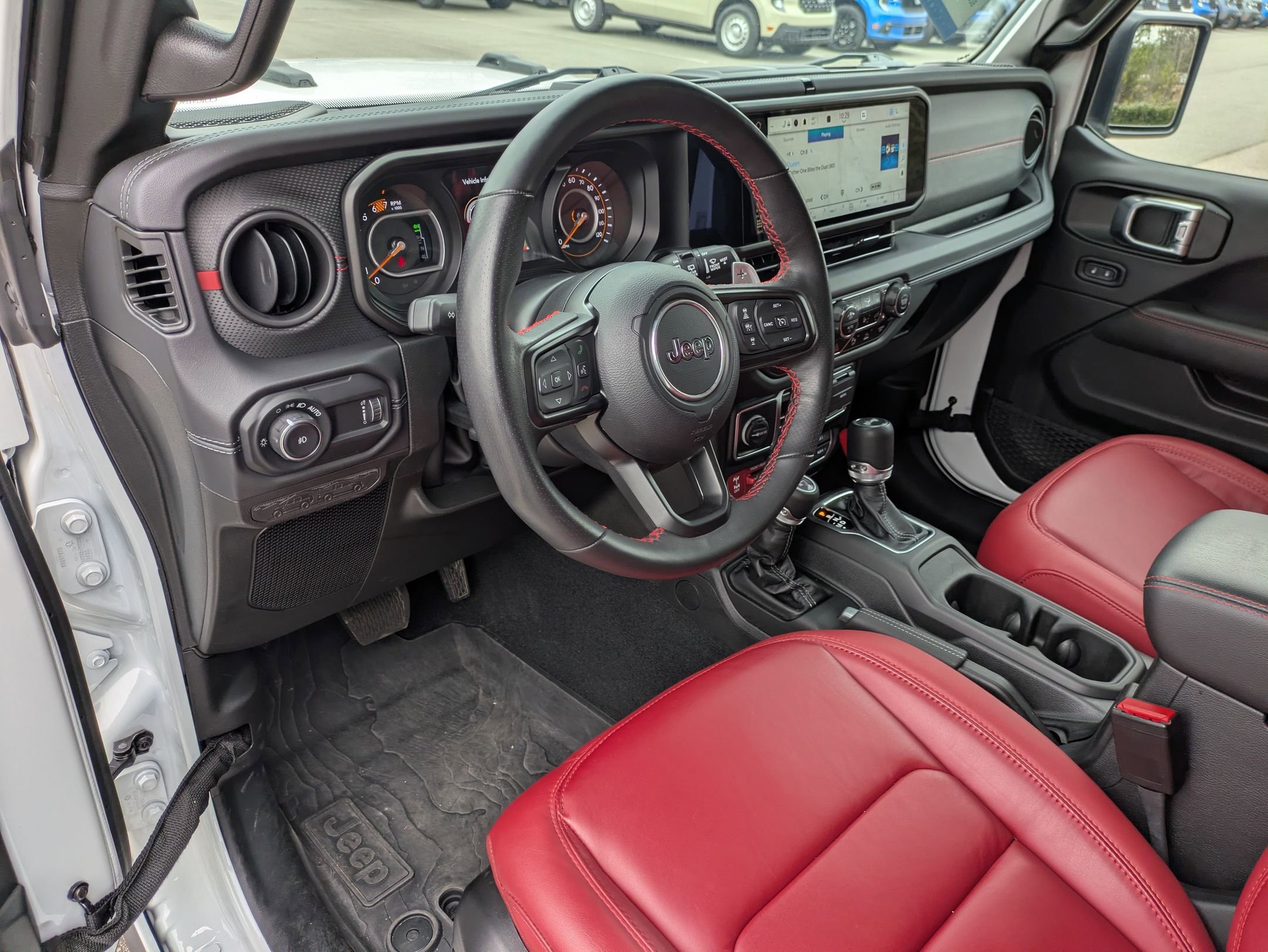 Used 2024 Jeep Wrangler Unlimited Rubicon 392 image 15