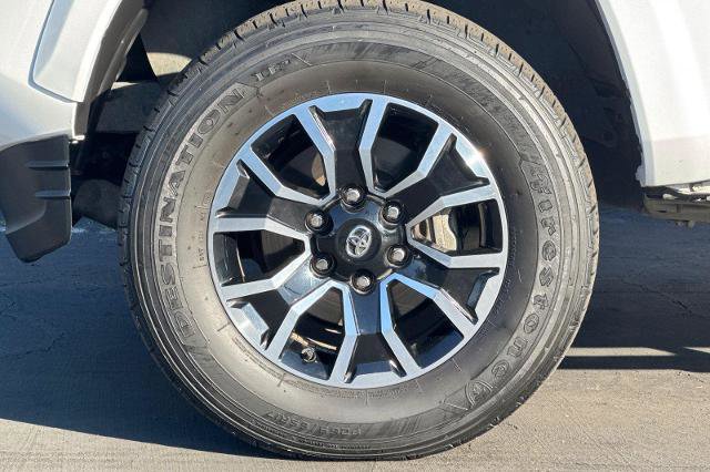Used 2022 Toyota Tacoma TRD Sport image 31