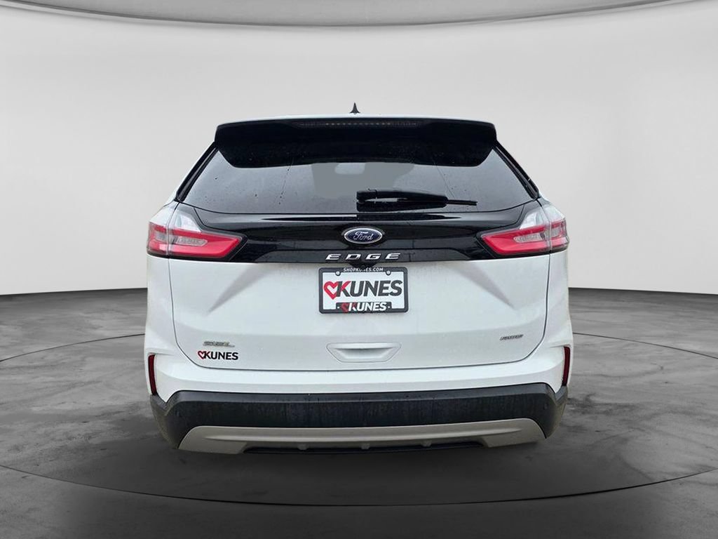 Certified 2024 Ford Edge SEL AWD/4WD image 7