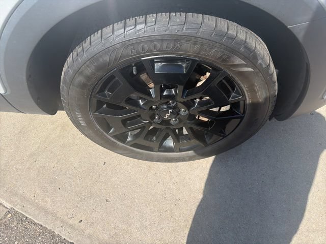 Used 2022 Kia Telluride EX w/ EX Premium Package AWD/4WD image 10