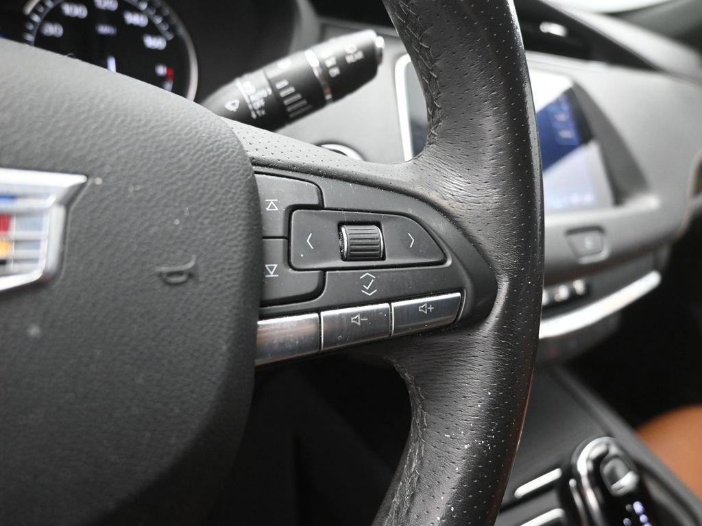 Used 2023 Cadillac XT4 Sport image 31