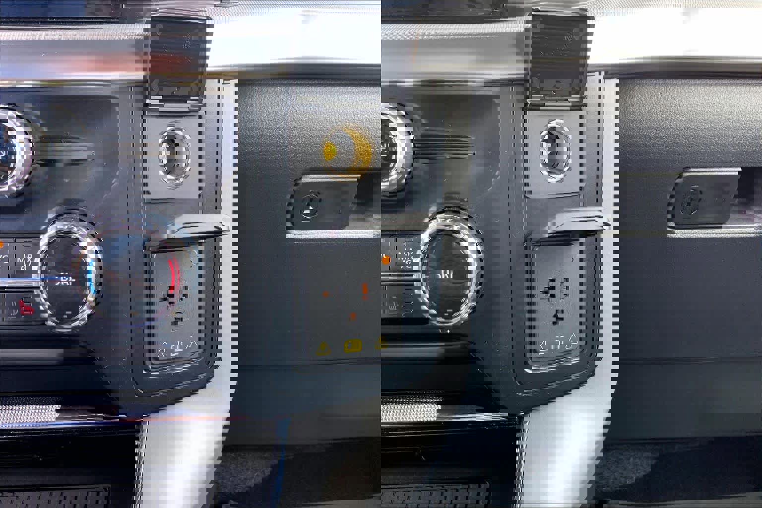 Certified 2024 Ford F150 Lariat w/ Equipment Group 502A High AWD/4WD image 32