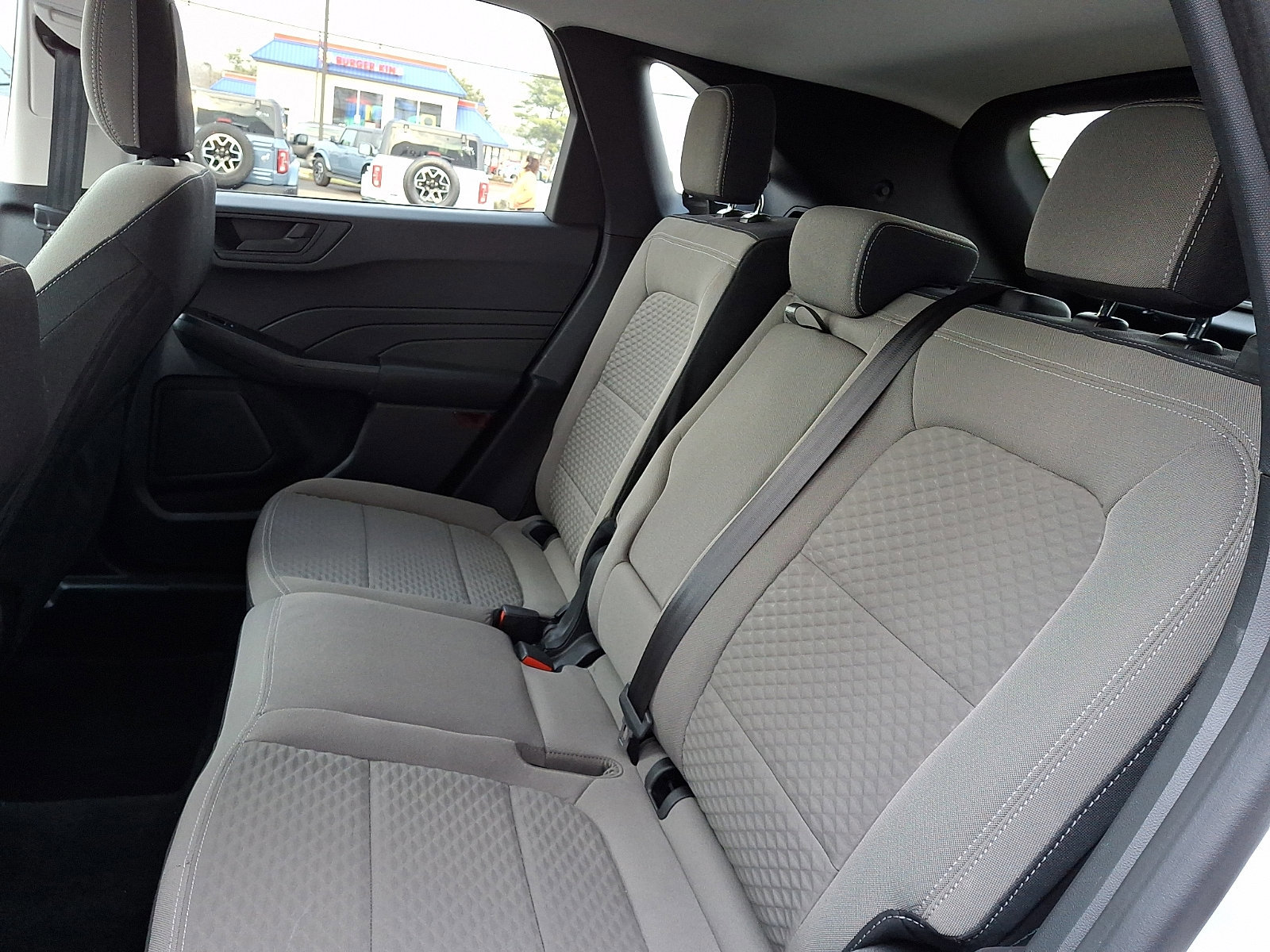 Certified 2022 Ford Escape SE w/ Convenience Package image 11