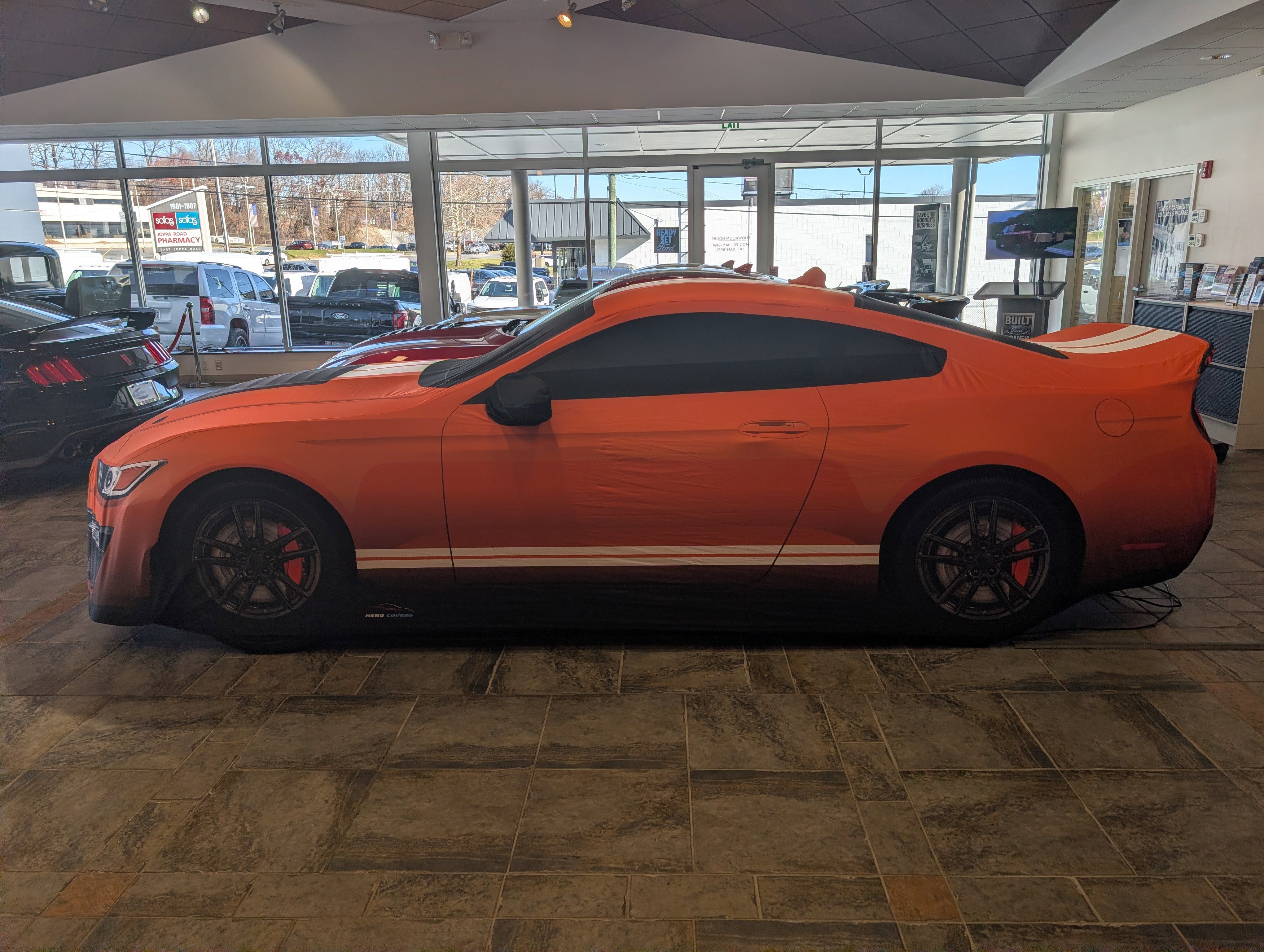 Certified 2020 Ford Mustang Shelby GT500 w/ Technology Package image 31