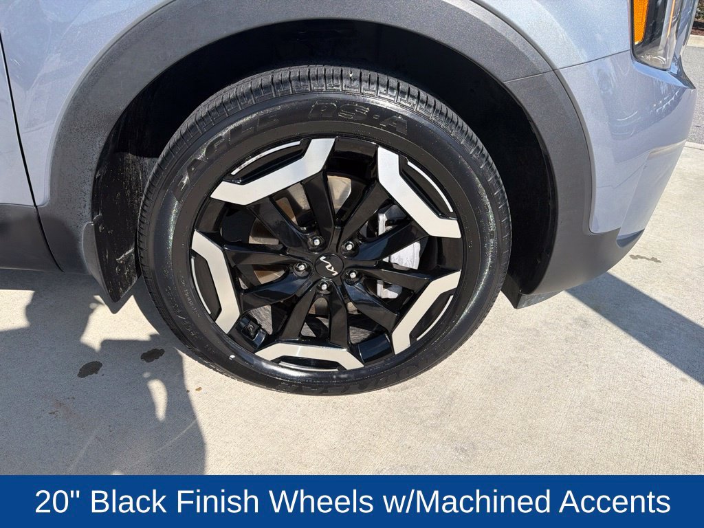 Used 2025 Kia Telluride S FWD image 13