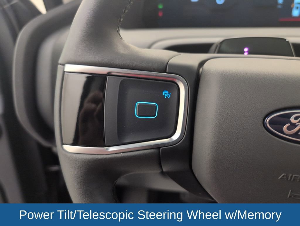 Certified 2025 Ford Expedition Active image 43