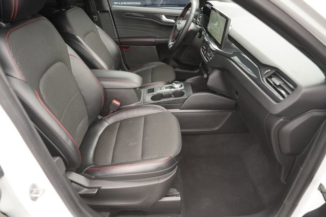 Certified 2023 Ford Escape ST-Line w/ Tech Pack #1 FWD image 18