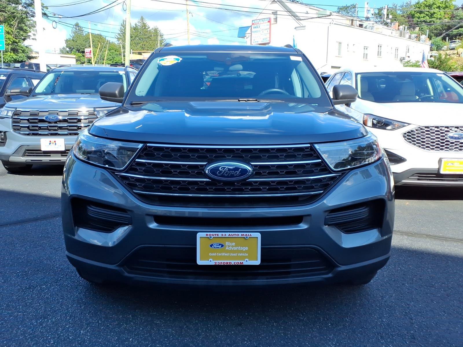 Certified 2023 Ford Explorer XLT w/ Class IV Trailer Tow Package AWD/4WD image 2