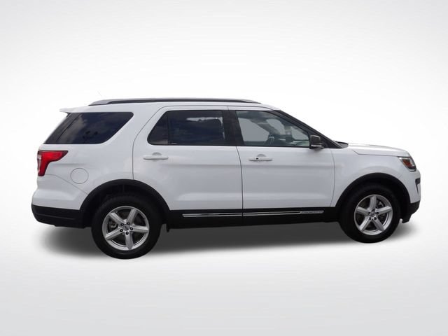 Certified 2019 Ford Explorer XLT w/ Equipment Group 201A FWD image 12