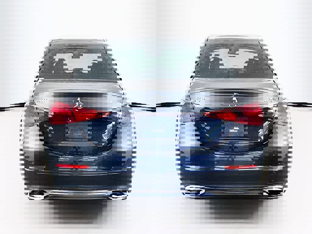 Used 2022 Mercedes-Benz C 300 C 300 image 4