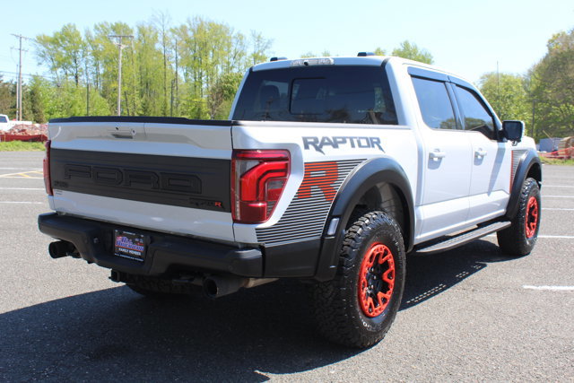 Certified 2025 Ford F150 Raptor w/ Equipment Group 803A Raptor R AWD/4WD image 4