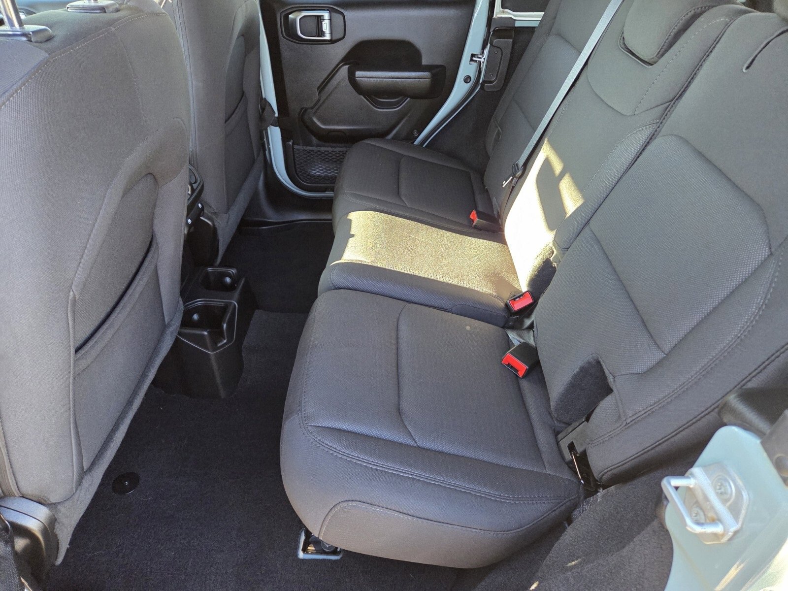 Used 2023 Jeep Wrangler Willys image 11