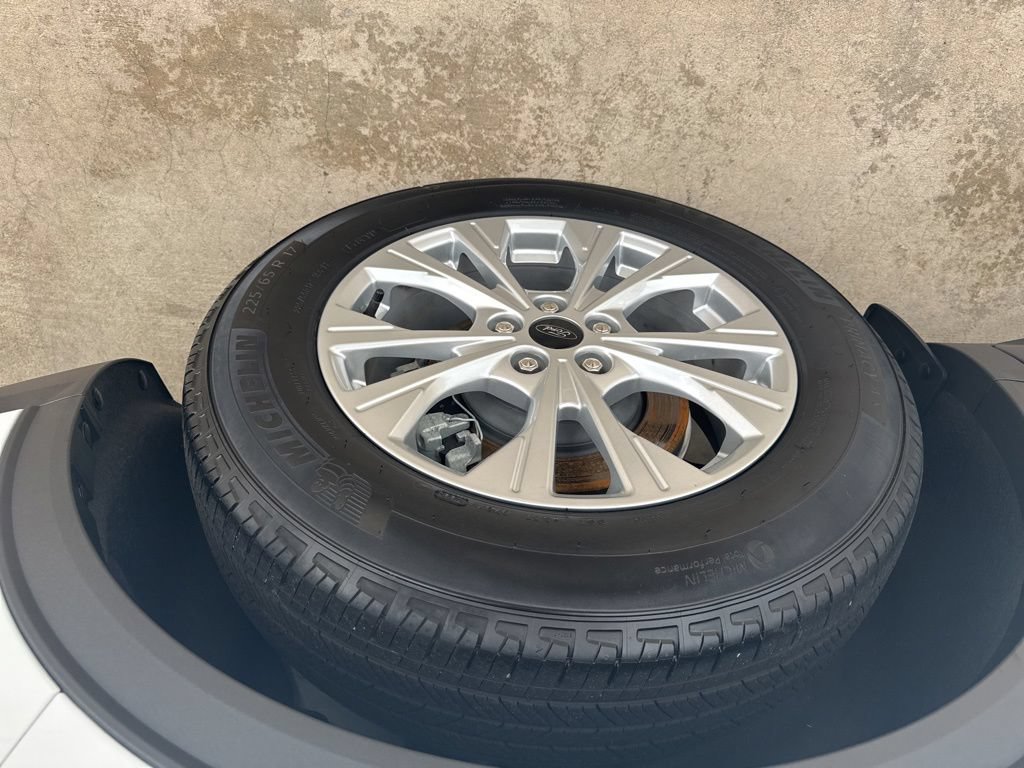 Certified 2023 Ford Escape Active FWD image 18