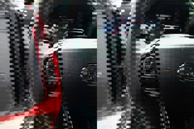 Certified 2025 Ford Explorer Platinum w/ Ultimate Package AWD/4WD image 18