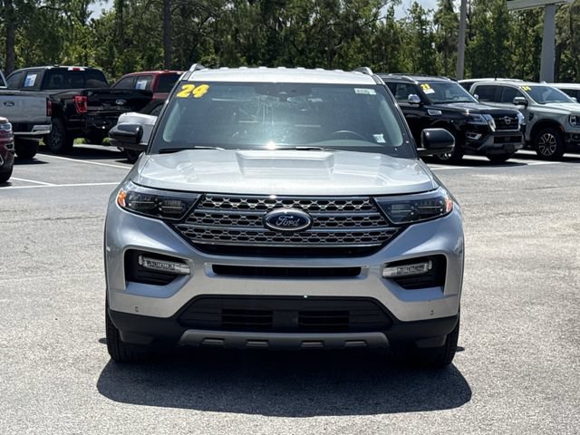 Certified 2024 Ford Explorer Limited w/ Limited Technology Package RWD image 3
