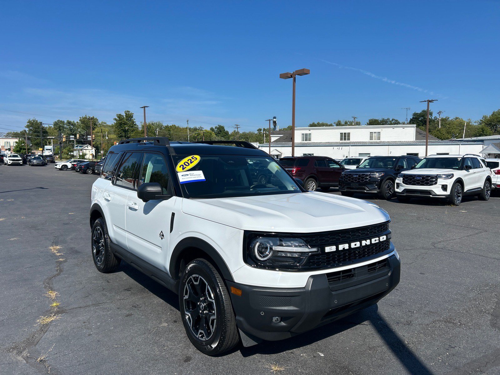Certified 2025 Ford Bronco Sport Outer Banks w/ Outer Banks Tech Package+ AWD/4WD image 20