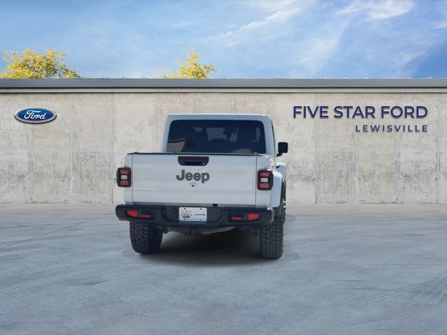 Used 2024 Jeep Gladiator Rubicon AWD/4WD image 7