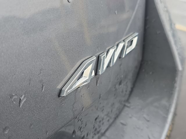 Certified 2024 Ford Explorer XLT w/ Equipment Group 202A AWD/4WD image 6