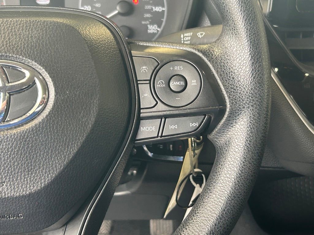 Used 2024 Toyota Corolla LE image 39