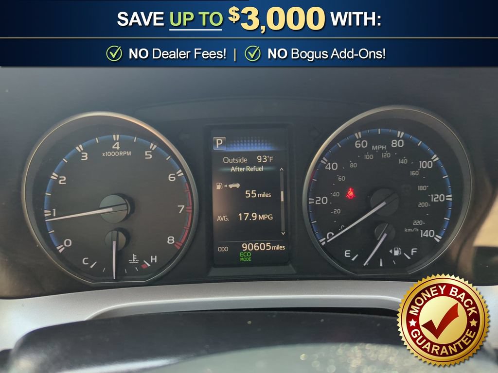 Used 2018 Toyota RAV4 LE FWD image 19